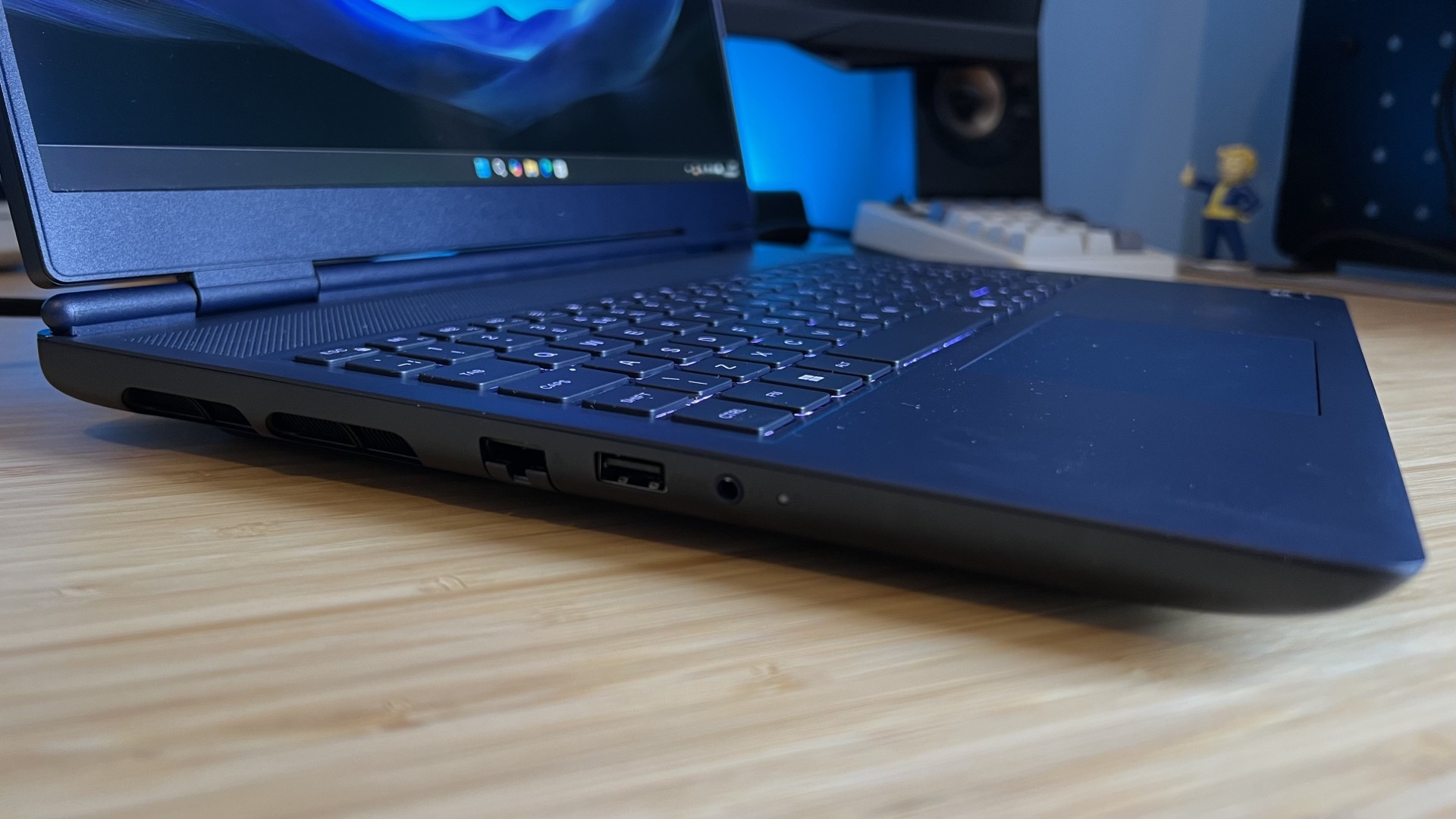 Left side of Alienware 16X Aurora 2026 showing laptop thickness and ports