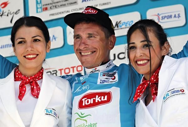 Iva&iuml;lo Gabrovski (Konya Torku Seker Spor) remains in the Tour of Turkey leader's jersey for another day.
