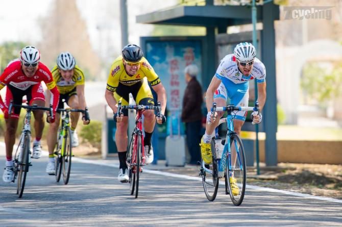 Sam Witmitz (Budget Forklifts) showed his tactical nous to pick up the bonus seconds at the Tour of Taihu Lake.