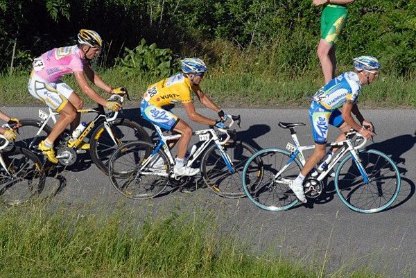 AG2R La Mondiale teammates John Gadret and Tadej Valjavec, the Tour de Suisse leader, climb to the finish line.