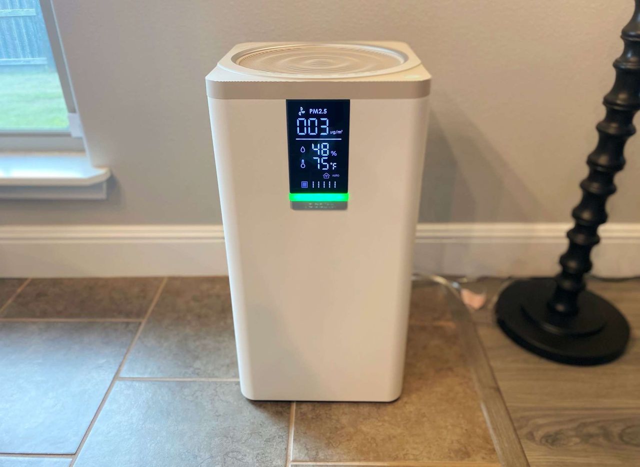 Vocolinc Pureflow Smart Air Purifier Review Front View