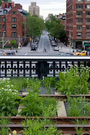 The High Line is elevated 30ft above the street.