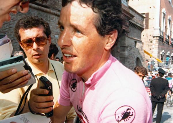 Giro d'Italia leader Stephen Roche talks to the press after stage 11.