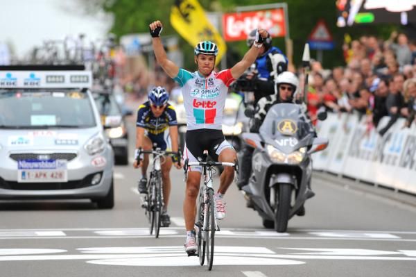 Philippe Gilbert (Omega Pharma-Lotto) outsprinted Bjorn Leukemans (Vacansoleil DCM) quite handily.