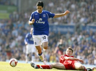 During the 2010/11 season Arteta scored against Manchester United during a comeback that ended in a 3-3 draw, and in the Merseyside Derby against Liverpool where Everton won 2-0