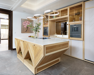 Geometric luxury kitchen