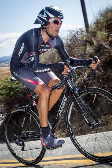 Janier Acevedo (Jamis-Hagens Bermen) switched to his road bike for the climb