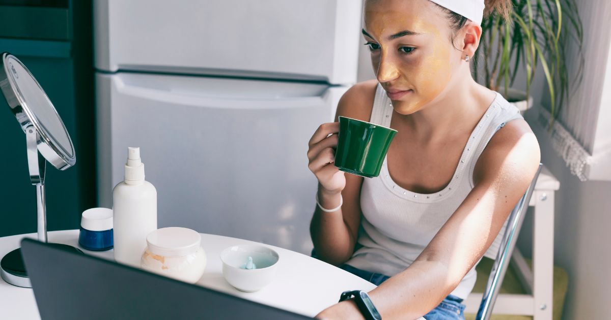 I Asked ChatGPT For Skincare Advice—How Reliable Was It? A Dermatologist Ways In On AI Recommendations I Asked ChatGPT For Skincare Advice—How Reliable Was It? A Dermatologist Ways In On AI Recommendations