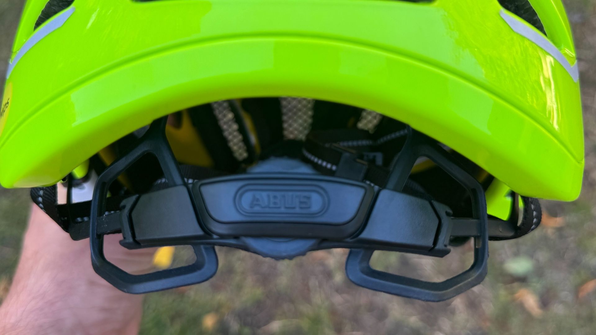 The Abus Pedelec 2.0 MIPS with Zoom Spin dial adjust