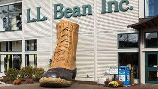 Boot, Facade, Fixture, Door, Work boots, Outdoor shoe, Synthetic rubber, Concrete, Steel-toe boot, Hiking boot,