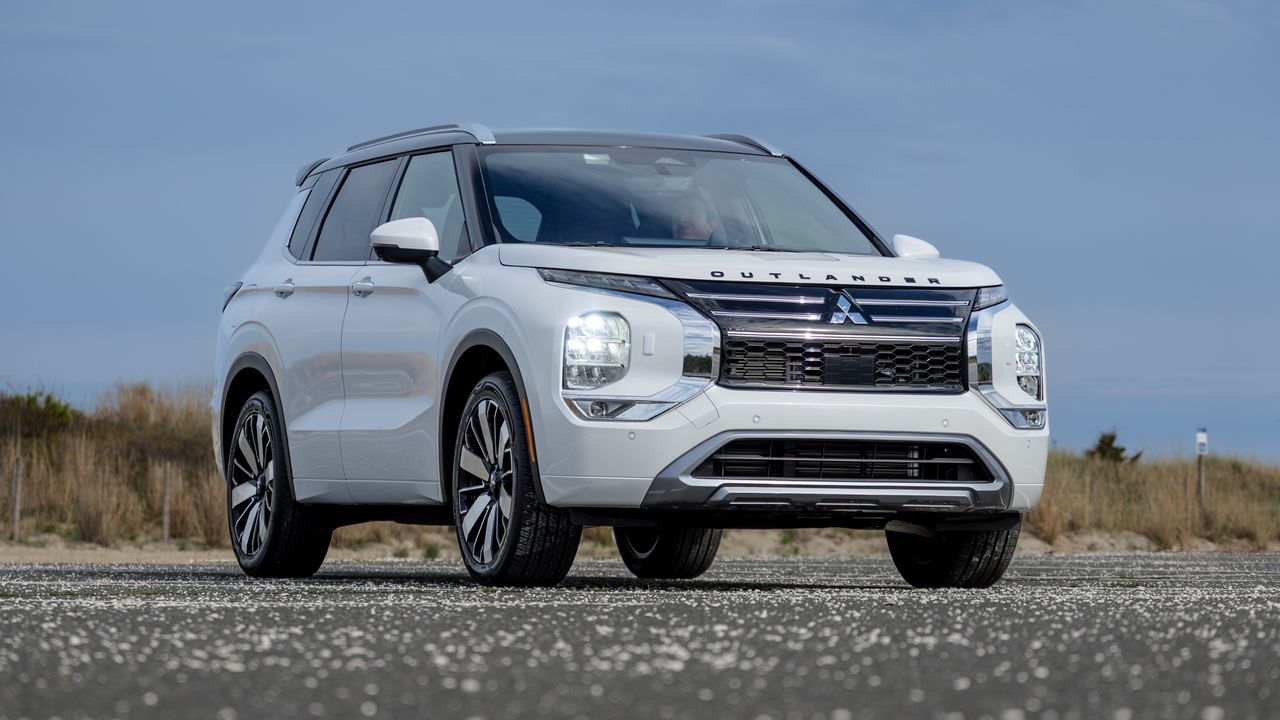 2026 Mitsubishi Outlander test drive.
