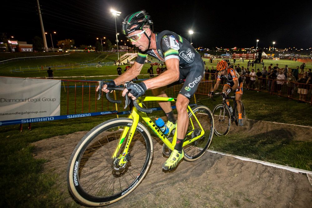 Sven Nys (Crelan) leads through the stairs