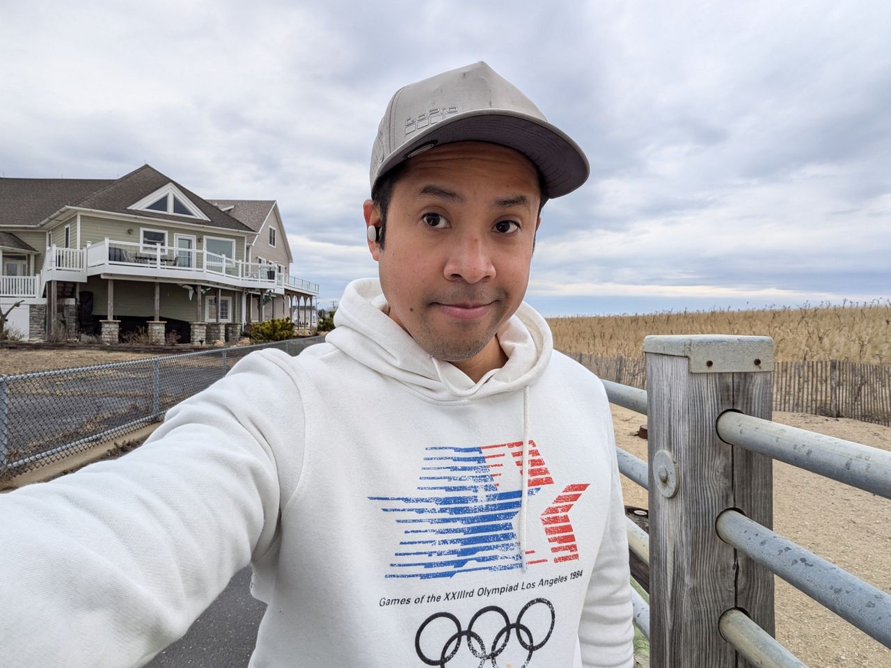 Google Pixel 8a selfie sample.