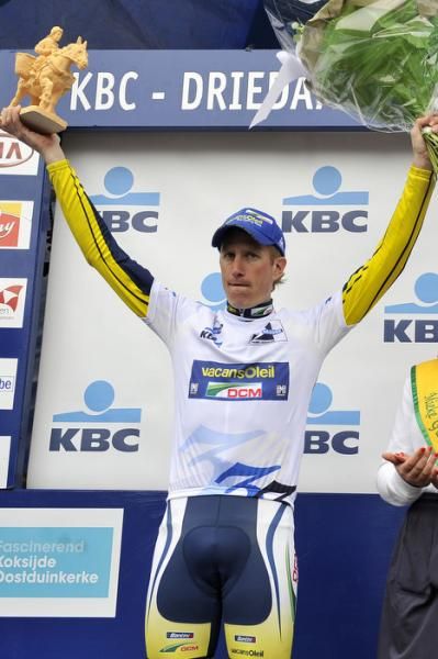 Lieuwe Westra (Vacansoleil - DCM) leads Three Days of De Panne after stage two.