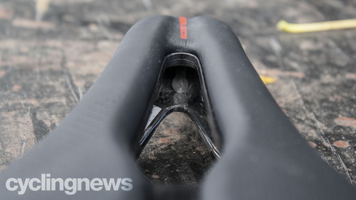 Selle Italia Novus Boost Evo Kit Carbonio Superflow saddle