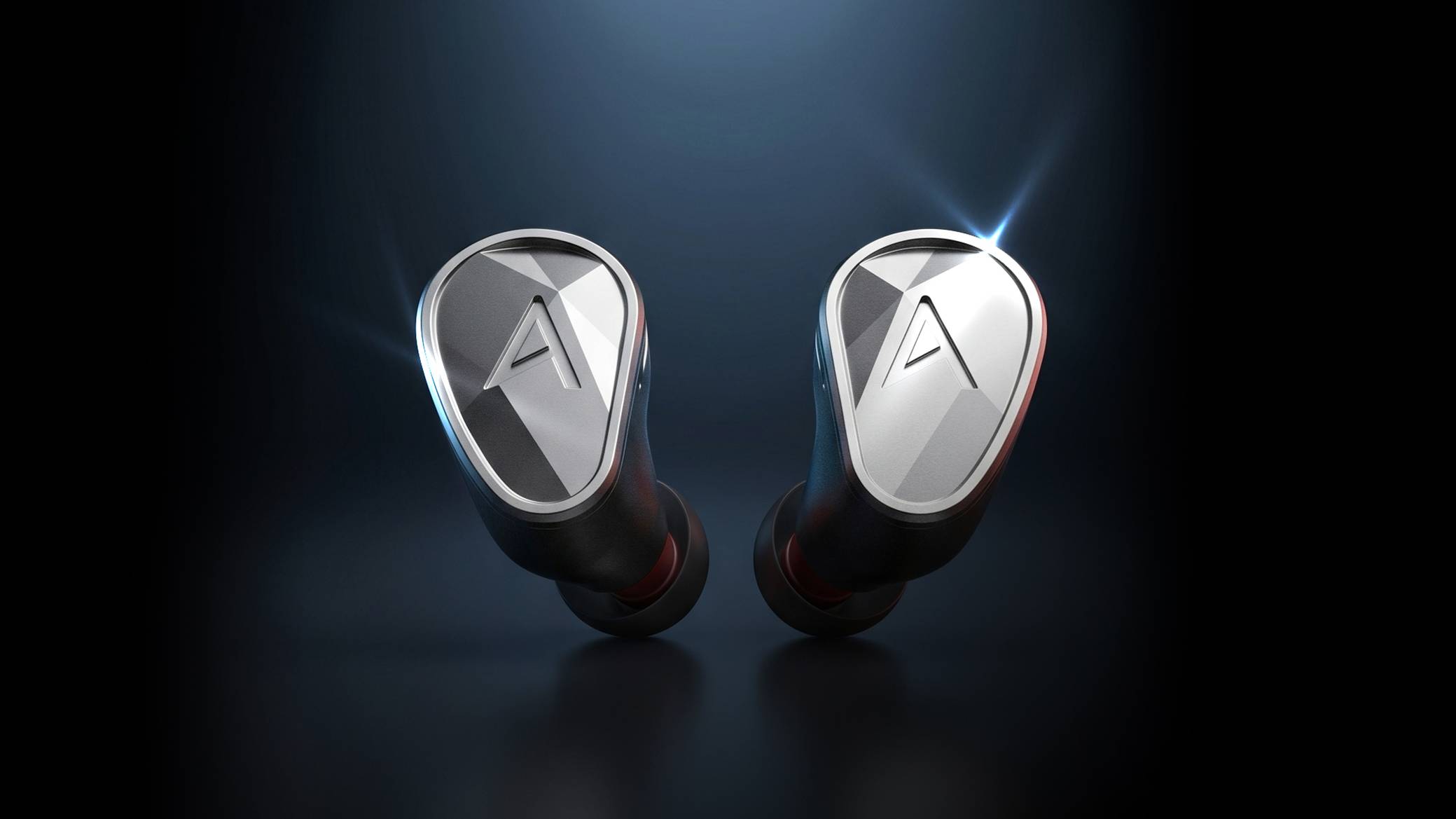 The Astell&amp;amp;Kern Clarus on a dark background.