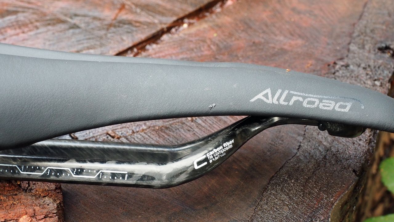 Selle San Marco Allroad Open-Fit Carbon FX saddle