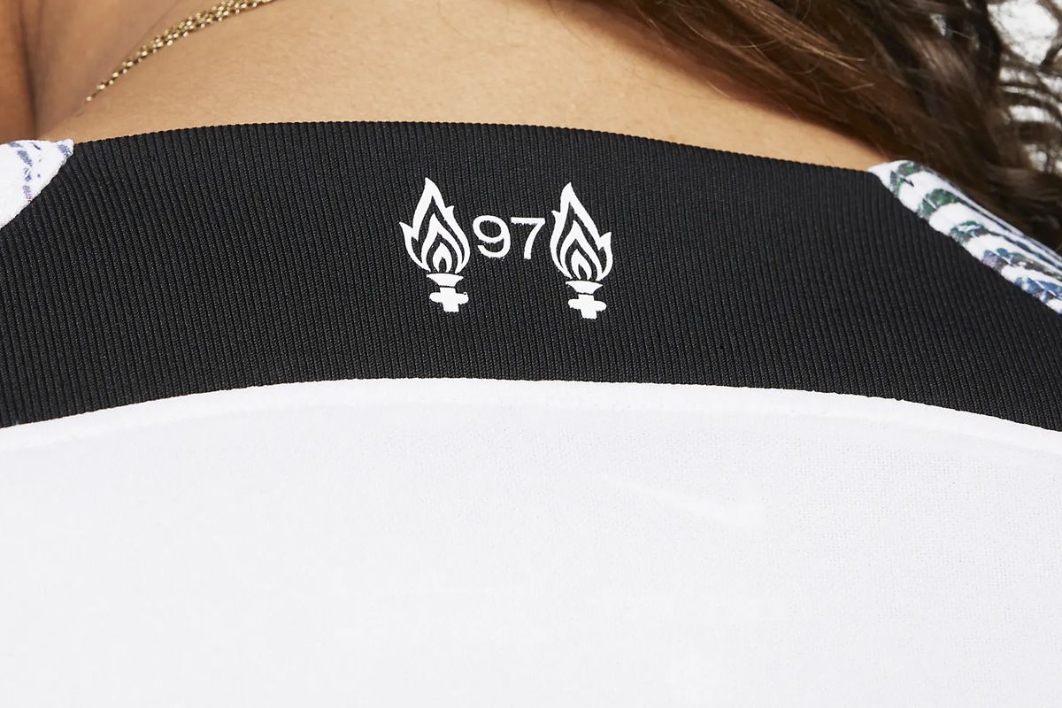 New Nike Liverpool away shirt 2022/23
