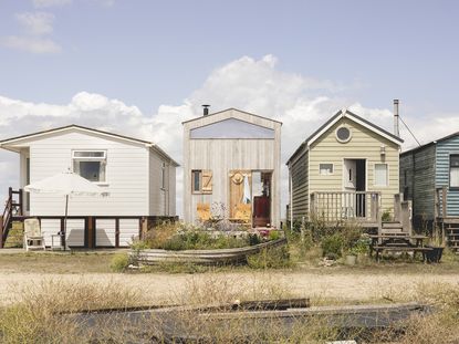 Kent Coast cabin, a timber structure jewel by studio mama