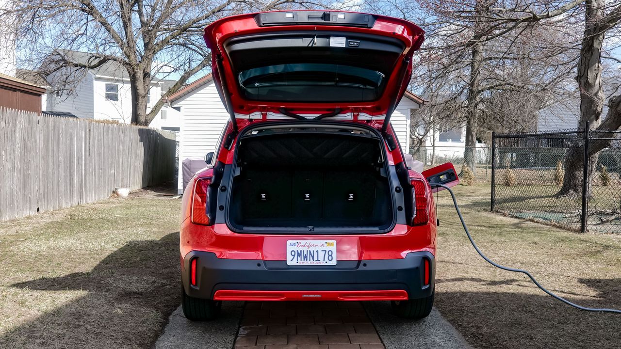 2025 Mini Cooper Countryman SE All4 review.