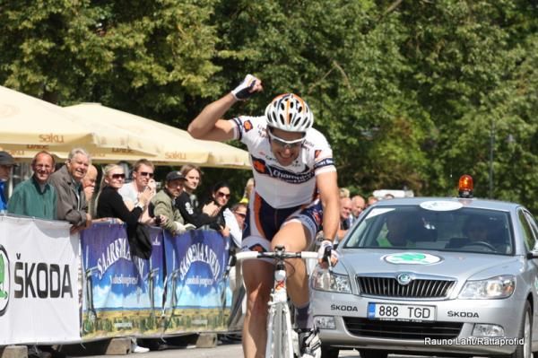Mart Ojavee (Champion System) celebrates his national championship victory.