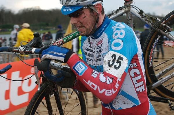 TIAA-CREF rider Troy Wells working hard at St Niklaas.