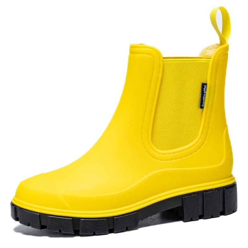 Amazon, yellow wellies