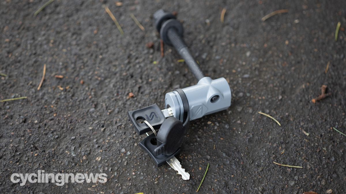 Saris Modular Hitch System (MHS) 1+1 base locking hitch pin