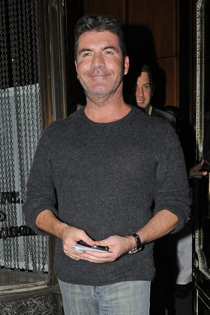 Simon Cowell, Dannii Minogue, Simon Cowell and Dannii Minogue, Simon Cowell affair with Dannii Minogue, Simon Cowell book, Simon Cowell biography, Simon Cowell girlfriend, Swet Revenge: The Intimate Life of Simon Cowell, Tom Bower, Tom Bower Simon Cowell