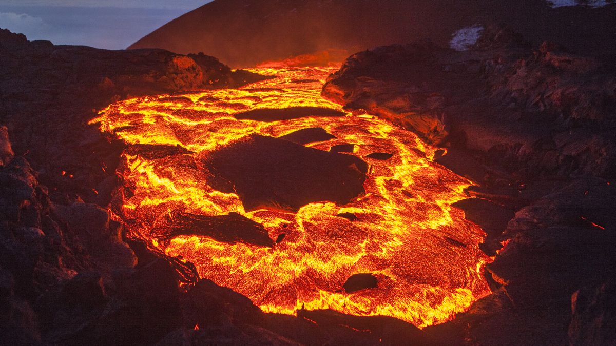 ‘Gunung berapi besar’ yang ditemukan di dasar laut menunjukkan peristiwa bencana besar di Eropa setiap 10.000 hingga 15.000 tahun sekali