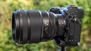 Nikon Z 135mm f/1.8 S Plena