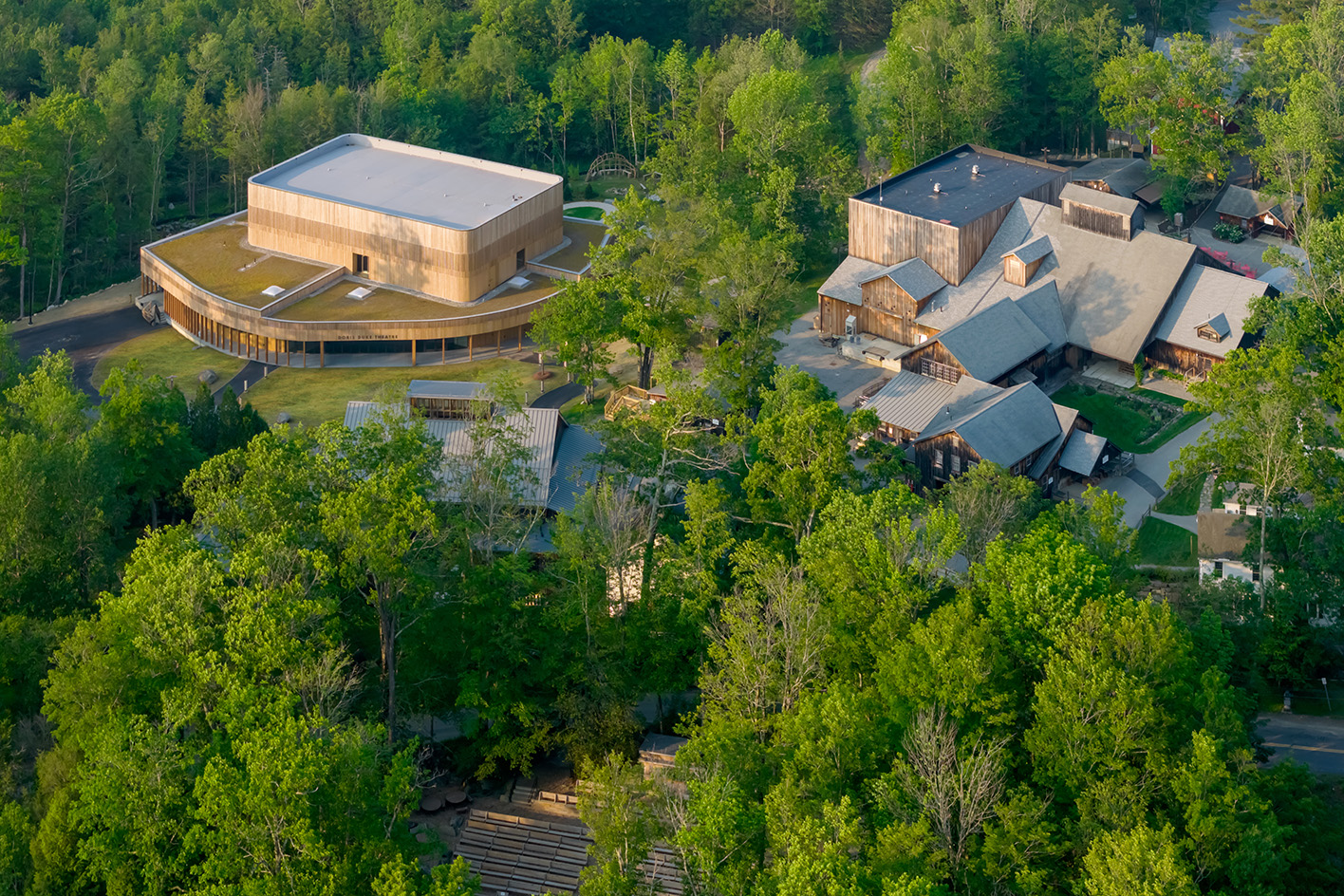 Jacob's Pillow, Doris Duke theatre by Mecanoo, timber structure in the Berkshires countryside