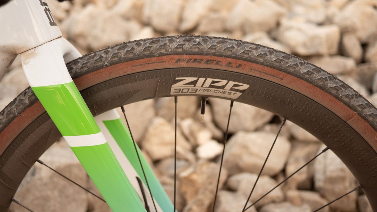BMC Kaius 01 One Zipp 303 wheel