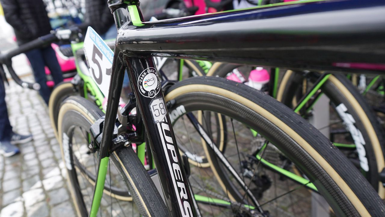 Sep Vanmarcke rides a size 58 Cannondale SuperSix