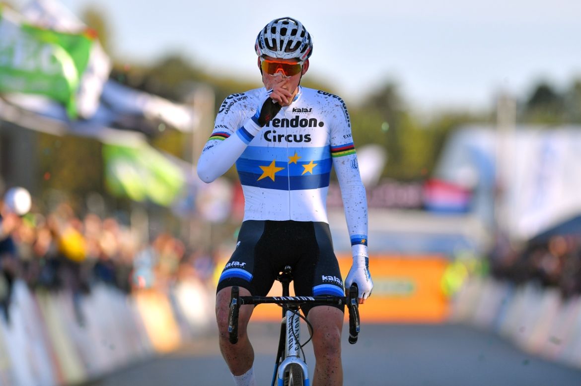 Mathieu van der Poel celebrates his victory