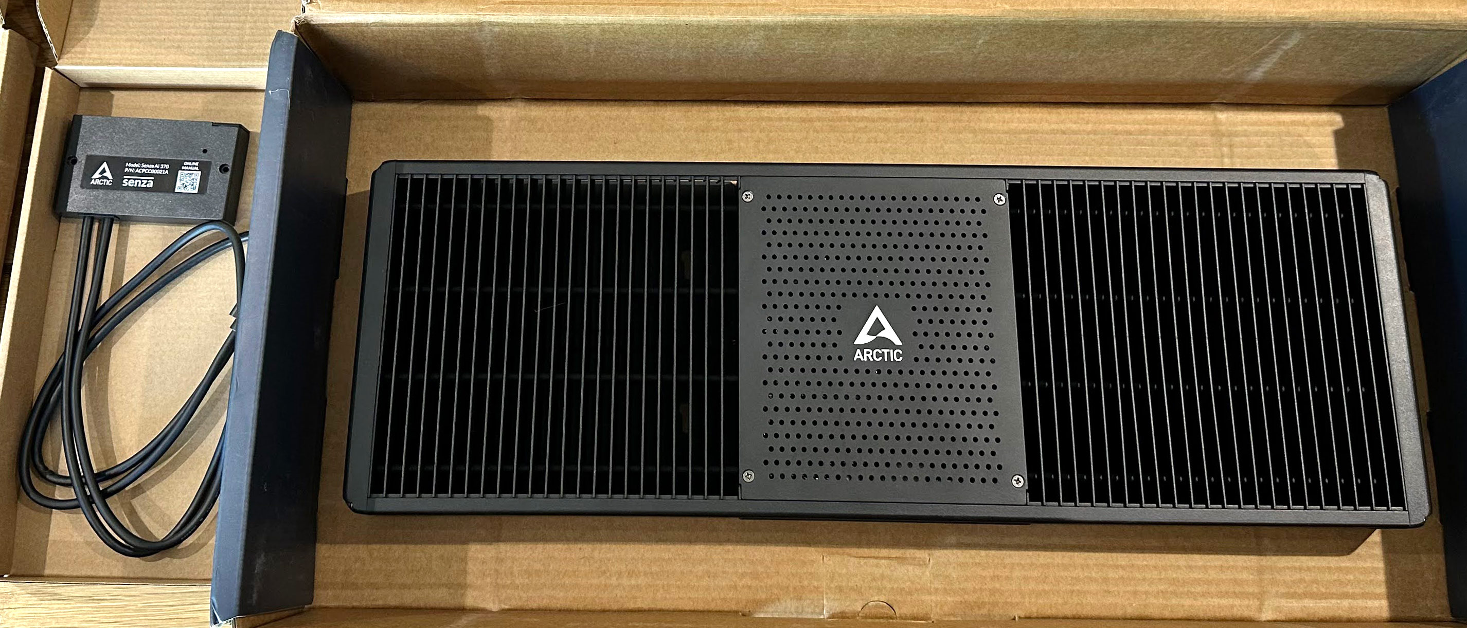 Arctic Senza AI 370