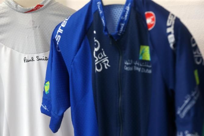 The Dubai Tour leader's jersey is dark blue and made by Castelli