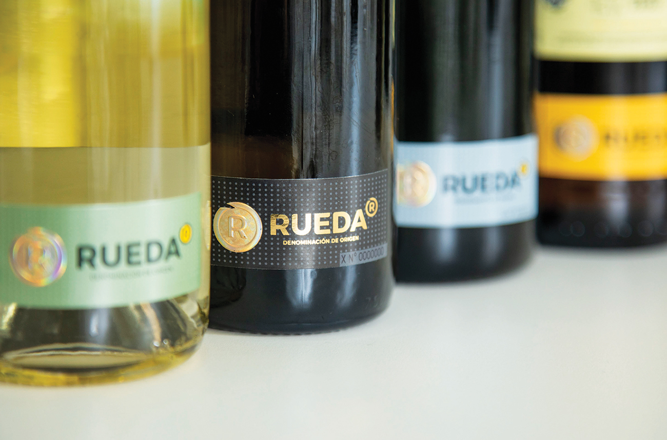Rueda_bottles.jpg
