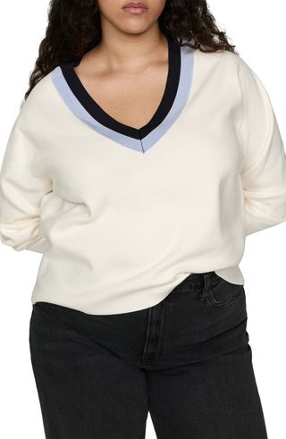 Liga V-Neck Sweater