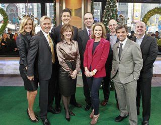 Schmooze Gallery December 10, 2012_2.jpg