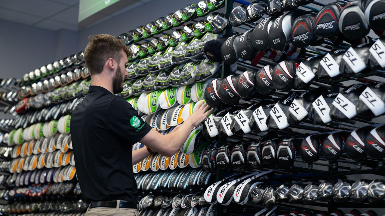 Golf Clubs 4 Cash shop pictured