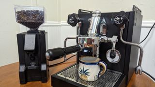 making an espresso with the seattle coffee gear diletta bello plus espresso machine