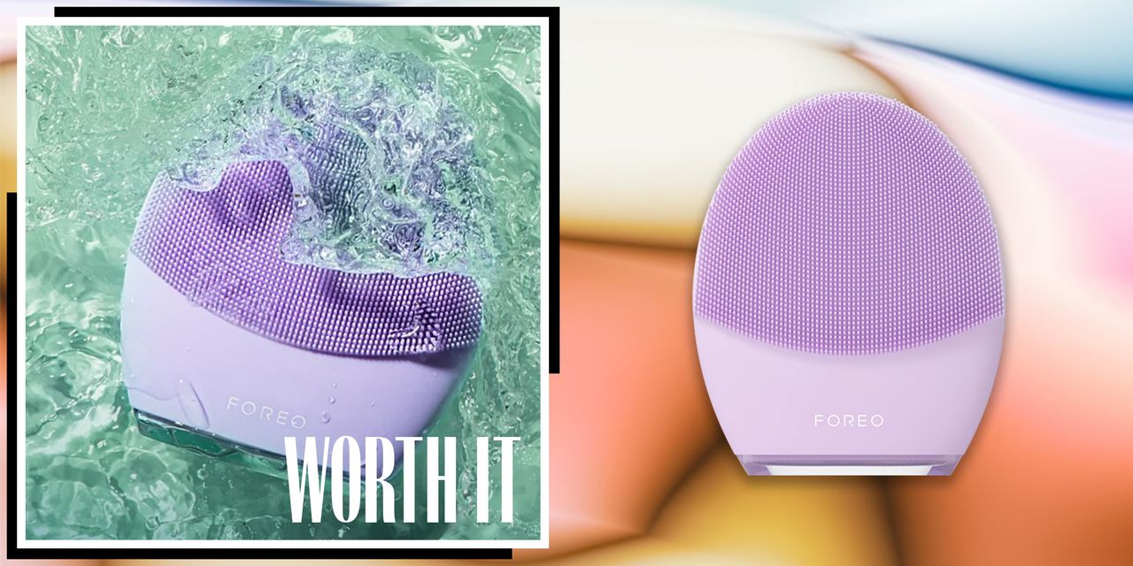 worth it graphic overlayed with foreo luna 4