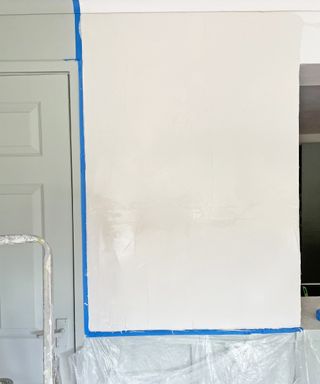 Smoothing walls without plastering