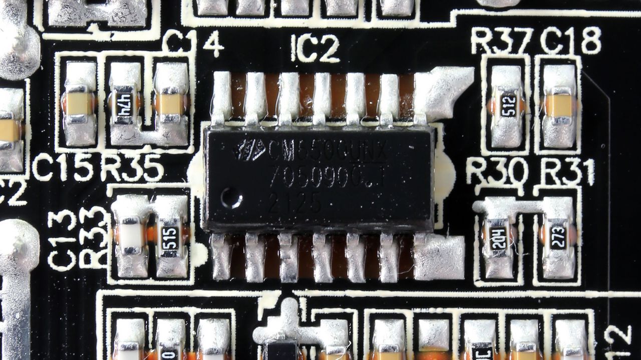 Gigabyte UD750GM