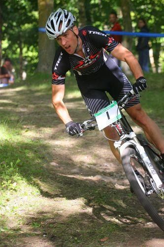 Brendan Moore (Trek Co-op) fighting hard to keep front group in check