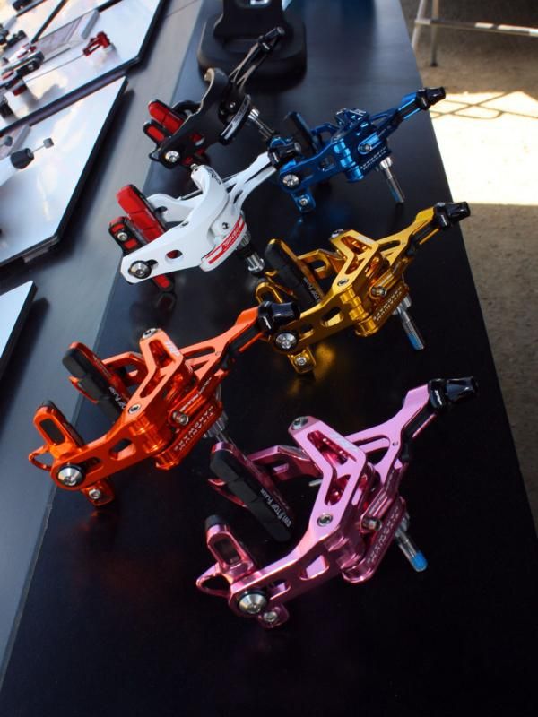 TRP will now offer its lightweight and powerful R960 road calipers in several anodized colors.