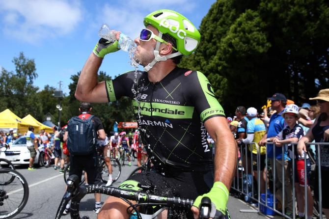 Nathan Haas (Cannondale-Garmin) cools down post-race