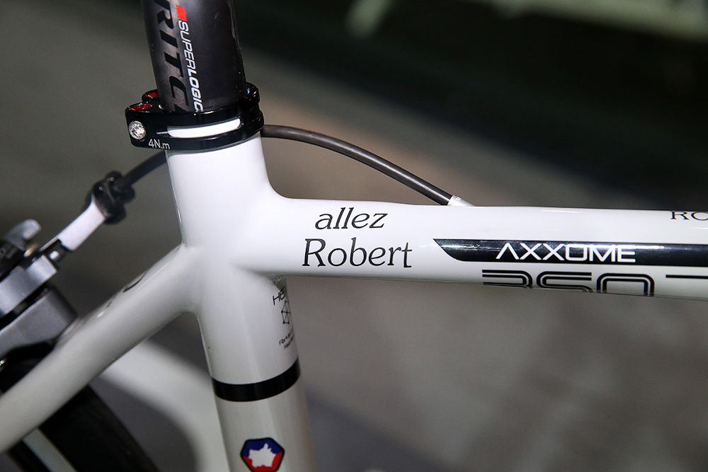 A nice custome touch for Robert Marchand's hour record bike.