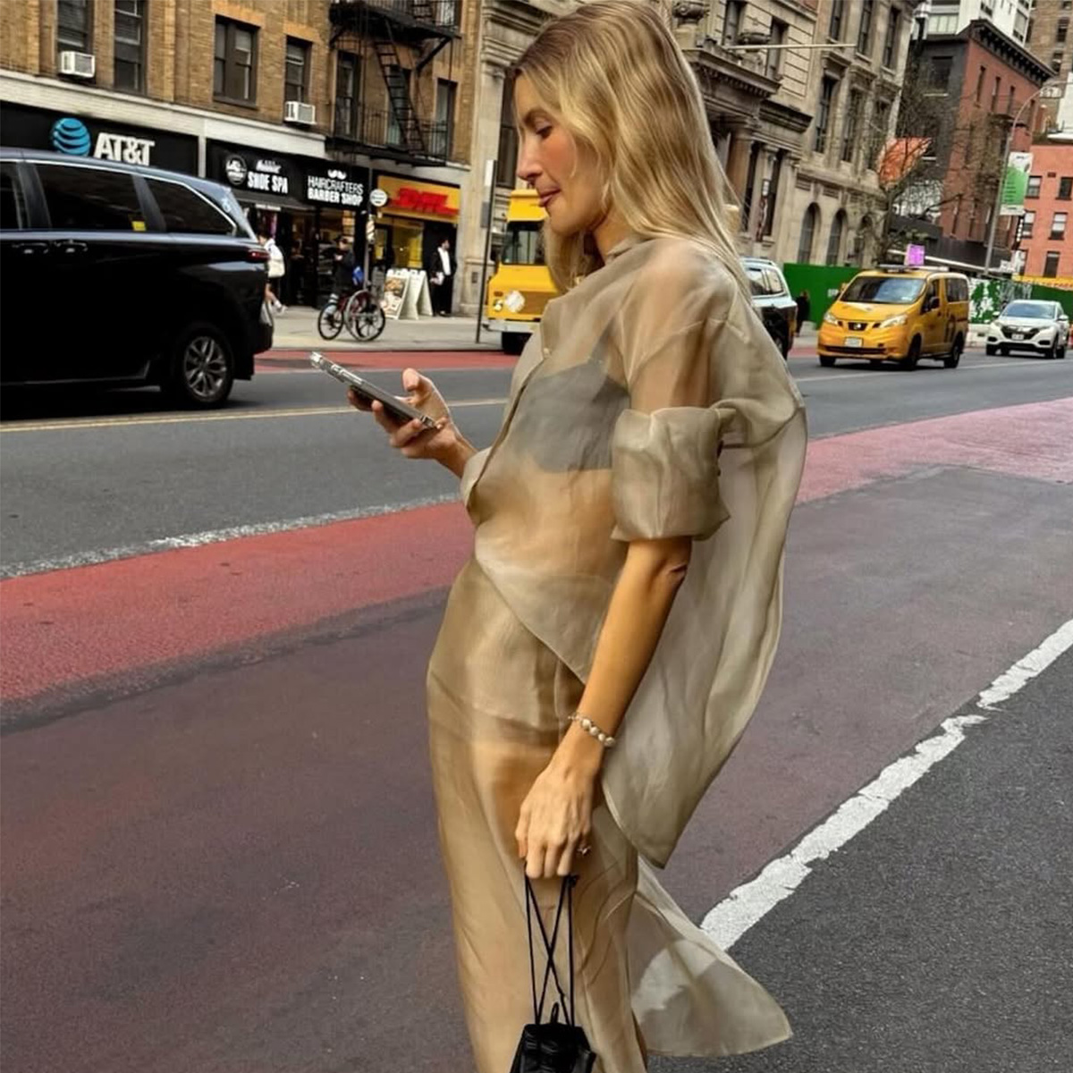 pouch handbag trend